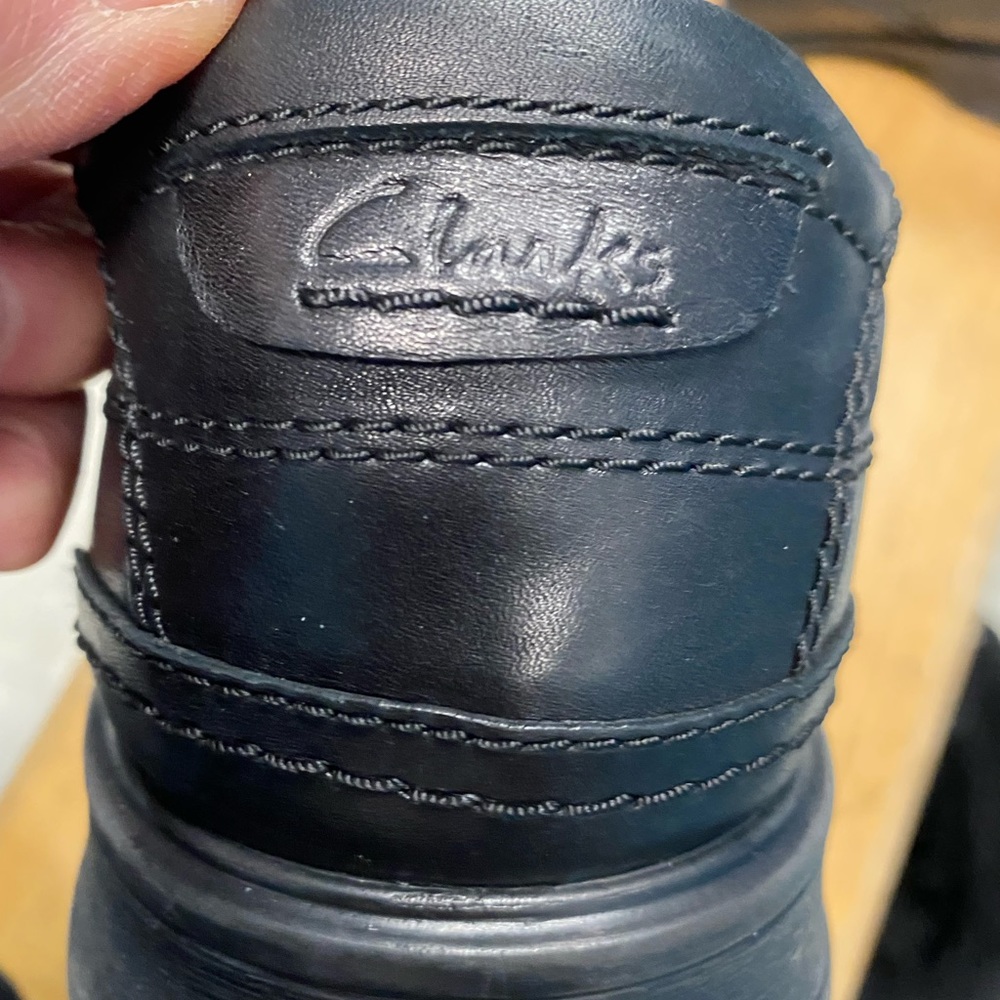 MENS Size 12 Clark’s Shoes! Excellent condition